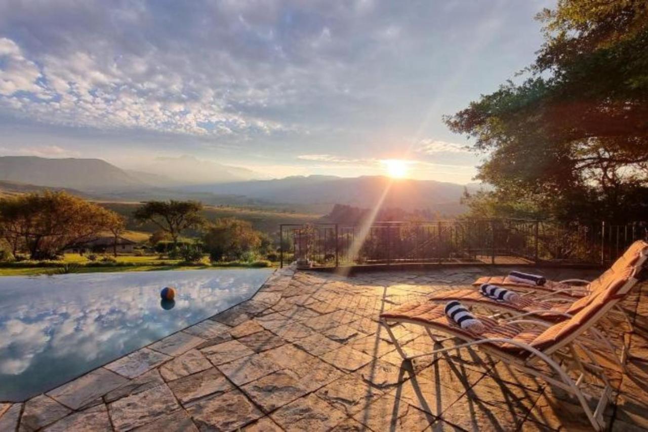 Inkungu Lodge Champagne Valley Exteriör bild