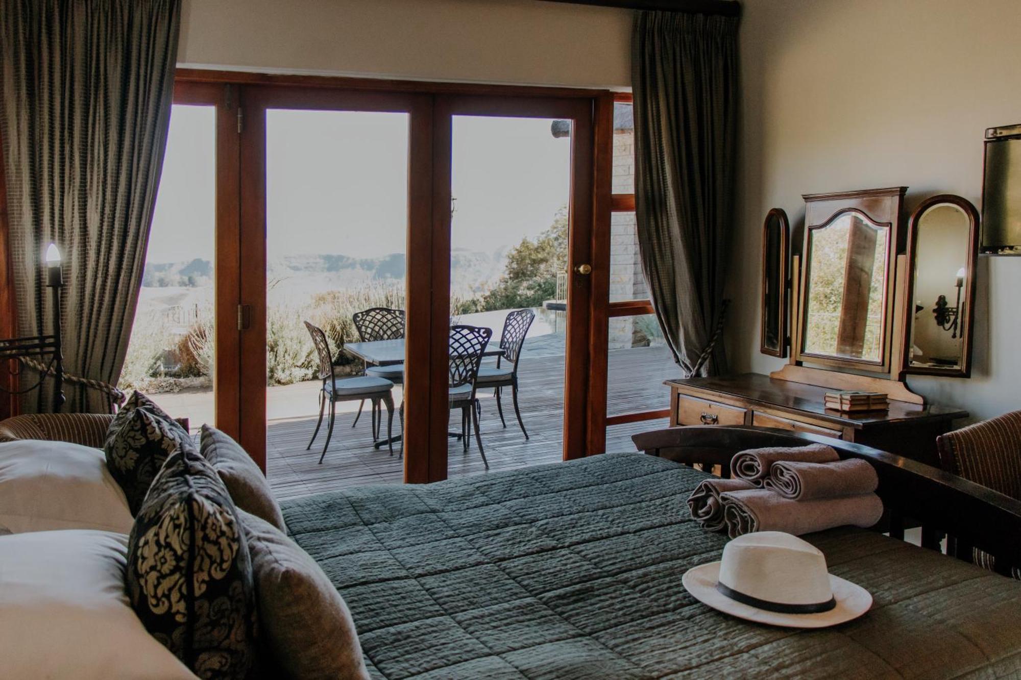 Inkungu Lodge Champagne Valley Exteriör bild